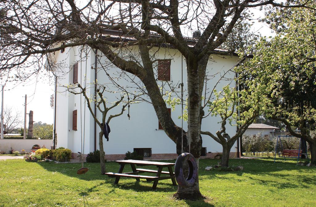 Oasi Di Francesca B&B Pontinia Buitenkant foto